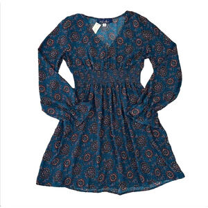 NWT Francesca's Collections Blue Rain Teal Floral Smocked Dress - SIZE MEDIUM